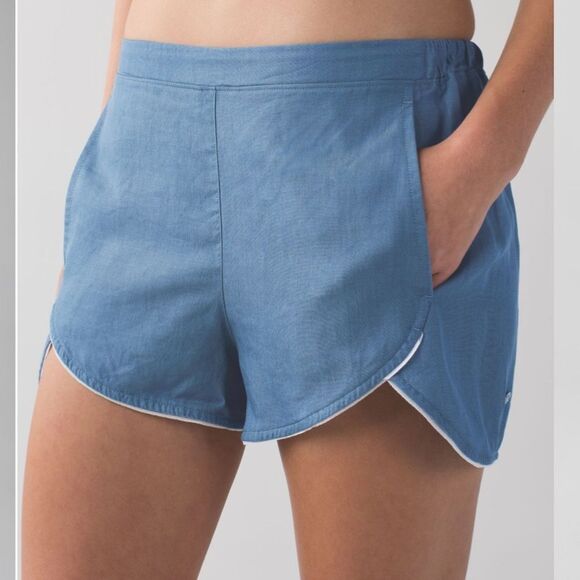 Lululemon Wake & Flow Short
Blue Denim - Picture 4 of 7